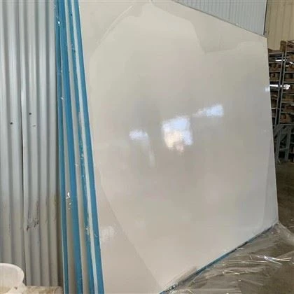Panel hladilne prikolice za shranjevanje hrane